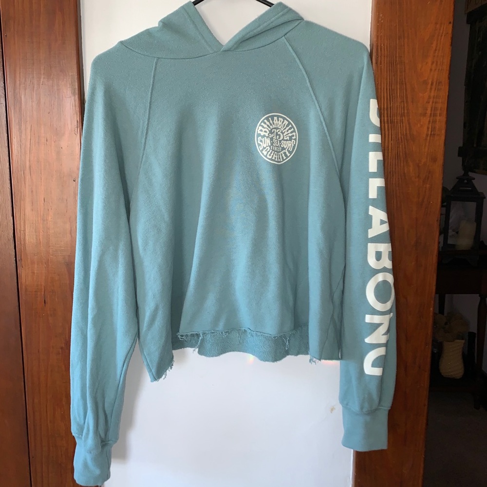 Billabong crop top sweater